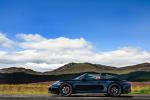 Porsche 911 Targa 4 GTS 2017 года (UK)